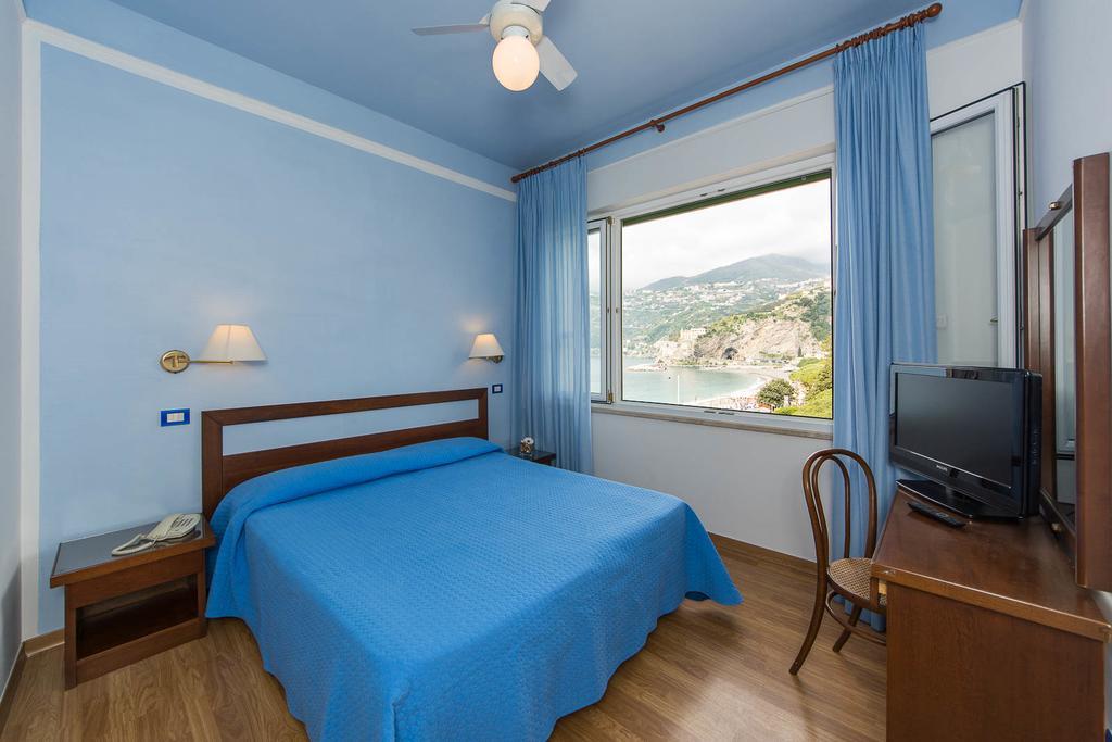 Hotel Sole Maiori Esterno foto